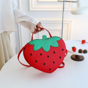 Personalized and creative small bag for women 2024 new style, fresh, artistic, fashionable, strawberry and western-style single shoulder crossbody small round bag