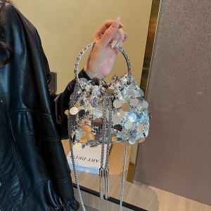 2024 New Handheld Glitter Banquet Bags for Women, Fashionable and Retro Texture Single Shoulder Crossbody Bucket Bag