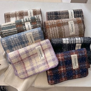 2024 New Korean version Lock Edge Grid Circle Scarf Simple and Versatile Autumn and Winter Women's Thick Warm Knitted Neck