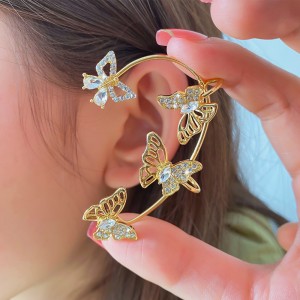 Cross border super sparkling diamond inlaid butterfly ear hooks without ear holes, ear clips for women, one-piece fairy like feeling, wholesale of versatile earrings from Japan and South Korea