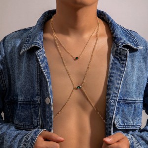 Cross border trendy minimalist men's body chain necklace, fashionable imitation emerald inlaid with diamonds, heart-shaped hollow chest chain accessory