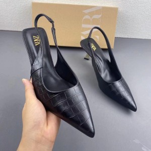 Spanish New Spring French Metal Fine Heel Stone Pattern Pointed Light Plate Shallow Mouth with Exposed Heel Sandals for Women