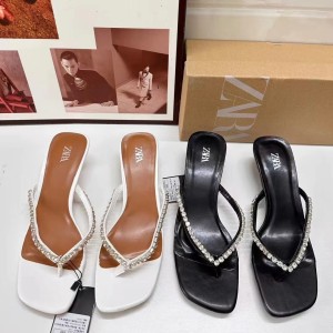 ZA2024 Summer New French style Small Diamond Cat and Herringbone Straw with Simple Vacation Style and Narrow Toe Sandals for Women