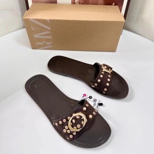 ZA series 2024 flat shoes with rivet decoration, straight belt buckle, casual commuting style, semi trailer, outdoor fashion sandals for women