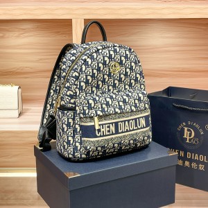 This year's new women's lightweight travel canvas embroidered high-end vintage backpack with large capacity bag for women