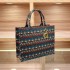 Canvas Ethnic Wave Handheld Vegetable Basket Tote Bag Fashionable, Simple, Light Luxury, Elegant, niche Women's Shoulder Bag