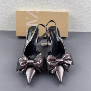 2024 Spanish Trendy Brand Early Spring New Style Grey Bow High Heels Metal Burst Pattern Rear Tripping Strap Thin Heel Female