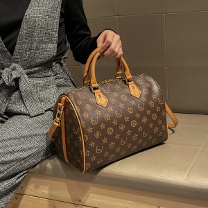 Boston Pillow Bag 2024 New High Quality Texture Leather Old Flower Handheld Shoulder Cross Pillow Bag, One Piece Hair