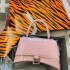 This year's popular bags for women 2024, new high-end French niche hourglass bags, popular handheld single shoulder crossbody bags