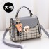 Manufacturer's women's bag 2024 summer new fashionable single shoulder small square bag Korean version crossbody bag, one piece dropshipping