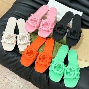 High end G Macaron new interlocking hollow toe g home casual beach waterproof flat bottom jelly outer slippers for women