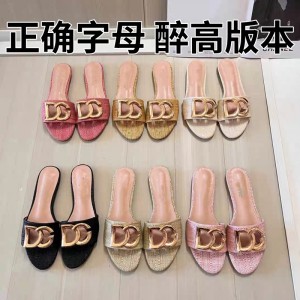 DG Kouxia's new flat shoes with round toe and one-piece slippers for women's outdoor wear, casual and breathable black sandals with flat heels