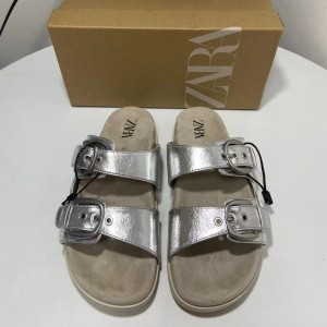 Spain 2024 Summer New Product: One Belt Hollow Women's Slippers with Silver Buckle Thick Bottom Flat Bottom Round Head Casual Women