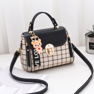 New Small Bag for Women 2024 Korean Edition New Trendy Fashion Girl Single Shoulder Crossbody Bag with Grid Pattern Small Square Bag, One Piece Hair Replacement