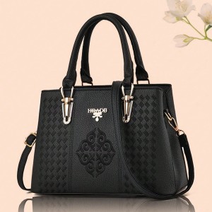 Cross border Women's Bag 2024 New Fashionable Texture Large Capacity Handbag Exquisite Embroidery Shoulder Bag