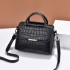 Bag Women's Bag 2024 New Personalized Stone Pattern Shoulder Bag Fashion Retro Large Capacity Handbag One Piece Hair Collection