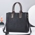 [Foreign Trade Women's Bag] Middle aged Mom Crossbody Bag for Women 2024 New Simple Style Shoulder Bag Soft Leather Bag