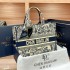 2024 New Classic Old Flower High Fashion Zoo Embroidery Tote Bag Elegant Handheld Shopping Women's Bag