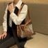 2024 New Light Luxury Simple Leather Vintage Flower Vintage Tote Bag Large Capacity Commuter Premium Single Shoulder Crossbody Bag