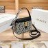 2023 DIAOLUN bag women's cross-border new fashionable, versatile, high-end, niche design crossbody carrying small square bag