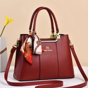 Middle aged Mom Bag 2024 Autumn/Winter New Fashionable Splicing Handheld Big Bag Korean Edition Large Capacity Single Shoulder Cross Shoulder Bag Trendy