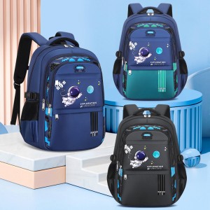 New astronaut children's backpack, lightweight and spine protecting, for elementary school students in grades 136, with a large capacity and reduced load backpack