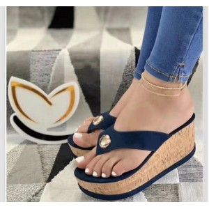 Wish foreign trade summer new student sponge cake large size cool slippers with sloping heel and thick sole flip flops for women's fashionable outerwear slippers