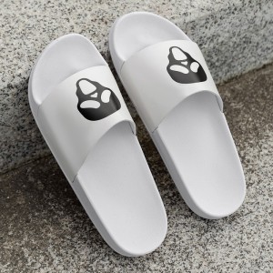 Cross border popular internet celebrities, trendy brands, popular and versatile games, cool slippers for couples, outdoor and indoor sandals with a poop like feel