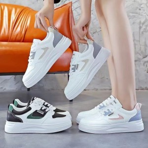 Ins Trendy Basic White Shoes for Women 2023 Spring New Breathable Thick soled Women's Shoes Korean Edition Fashion Student Board Shoes for Women