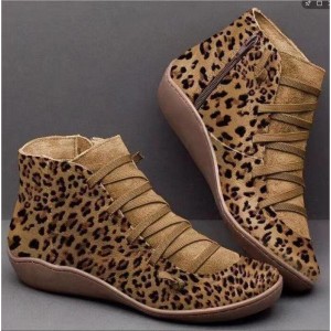 Wish European and American trade plus size women's boots winter new leopard print flat bottomed Martin boots short boots women's boots