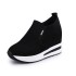 Thick soled sponge sole women's shoes, new round toe sports shoes, single shoes, shallow mouth casual shoes, sports style, Korean version sponge sole shoes, trendy