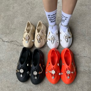 AliExpress women's shoes foreign trade plus size hole shoes diamond toe shoes diamond chain coconut hole shoes women's sandals