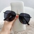 Internet celebrity 2023 new metal fashion sunglasses Korean version trendy UV resistant outdoor driving sunglasses for women