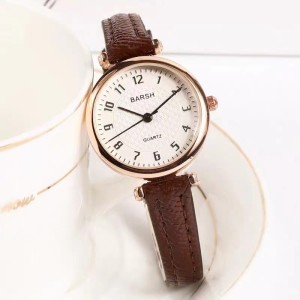 New Fashionable Women's Watch, Women's Retro Small Design, Light Luxury Art Small Watch, Disc, Student Quartz Watch