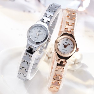 New Steel Strip Fashion Watch for Women, Student Women, Korean Edition Bracelet, Fine Strap, Small and Compact, Electronic Quartz Watch Wholesale