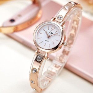 Fashion watches, official brands, women's watches, steel straps, fashion watches, women's watches, waterproof ins style, student watches, wholesale