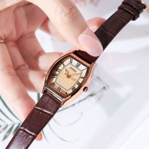 New Korean Fashion Women's Watch Retro Ins Style Wine Bucket Belt Learning Life Waterproof Simple Watch