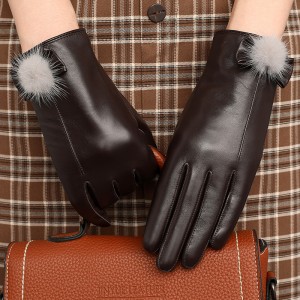 Leather gloves for women in autumn and winter, thickened with fleece to keep warm while driving, cycling, and riding electric bikes. Outdoor top layer sheepskin touch screen gloves