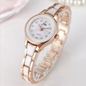 New Korean version women's watch, women's fashion niche, learning life waterproof ins wind steel strip, Guangzhou watch hot item