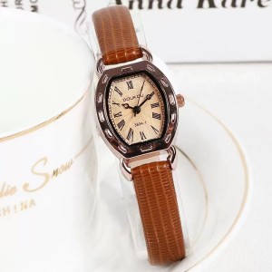 Wine barrel shaped ladies' watch, women's style, high-end, retro, niche, fashionable, compact, exquisite, student fashion, women's watch