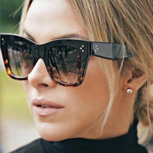 2020 New European and American Rice Nail Box Sunglasses, Round Face, Colorful and Easy to Match Large Frame Sunglasses, Hot Edition