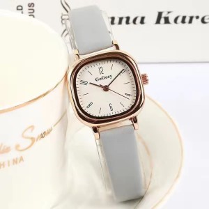 New Fashionable Vintage Women's Watch Female Students Ins Niche Temperament Life Waterproof Small Dial Exam Table