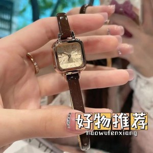 New Small Square Sugar Watch, niche, light luxury, simple, Korean version, versatile, exquisite, niche, high-end, retro women's watch