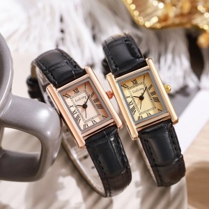 New Fashionable Retro Style Women's Watch Small Rectangular Style Student Belt Versatile Korean Edition Hot Selling Quartz Watch