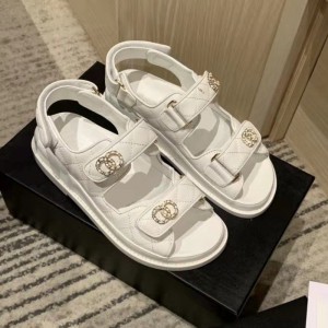 2022 Xiaoxiangfeng Sandals Women's Summer Flat Bottom Leather Diamond Grid Velcro Casual Sports Beach Shoes