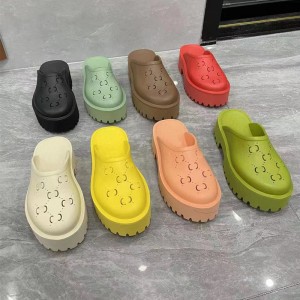 Factory direct supply of G family letter hole shoes, women's bags, empty slippers, 2022 summer new street photography lazy trendy shoes