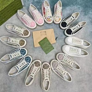 G Home Embroidery Canvas Shoes White Shoes 2024 Spring/Summer Fashion New Style Lace Color blocked Thick Bottom Lace Round Head Women's Shoes