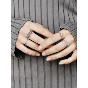 Pan Family's new micro label crown sparkling zircon three stone retro ring plated with 14K fashionable couple's ring trend