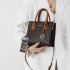 Trendy brand internet celebrity new fashionable, exquisite, atmospheric, contrasting color tote, European and American fashionable handbag, versatile diagonal cross bag for women