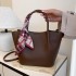 2024 new single shoulder women's bag, large capacity crossbody tote bag, mommy bag, fashionable and simple shopping bag